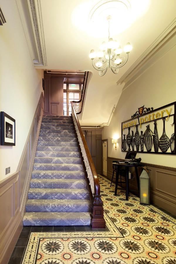 8 Beresford Street Hotel Saint Helier Exterior photo